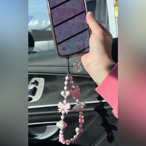 BabyBear charging port plug π©·π§Έ dirt/debris blocker teddy charm holographic - Picture 10 of 15